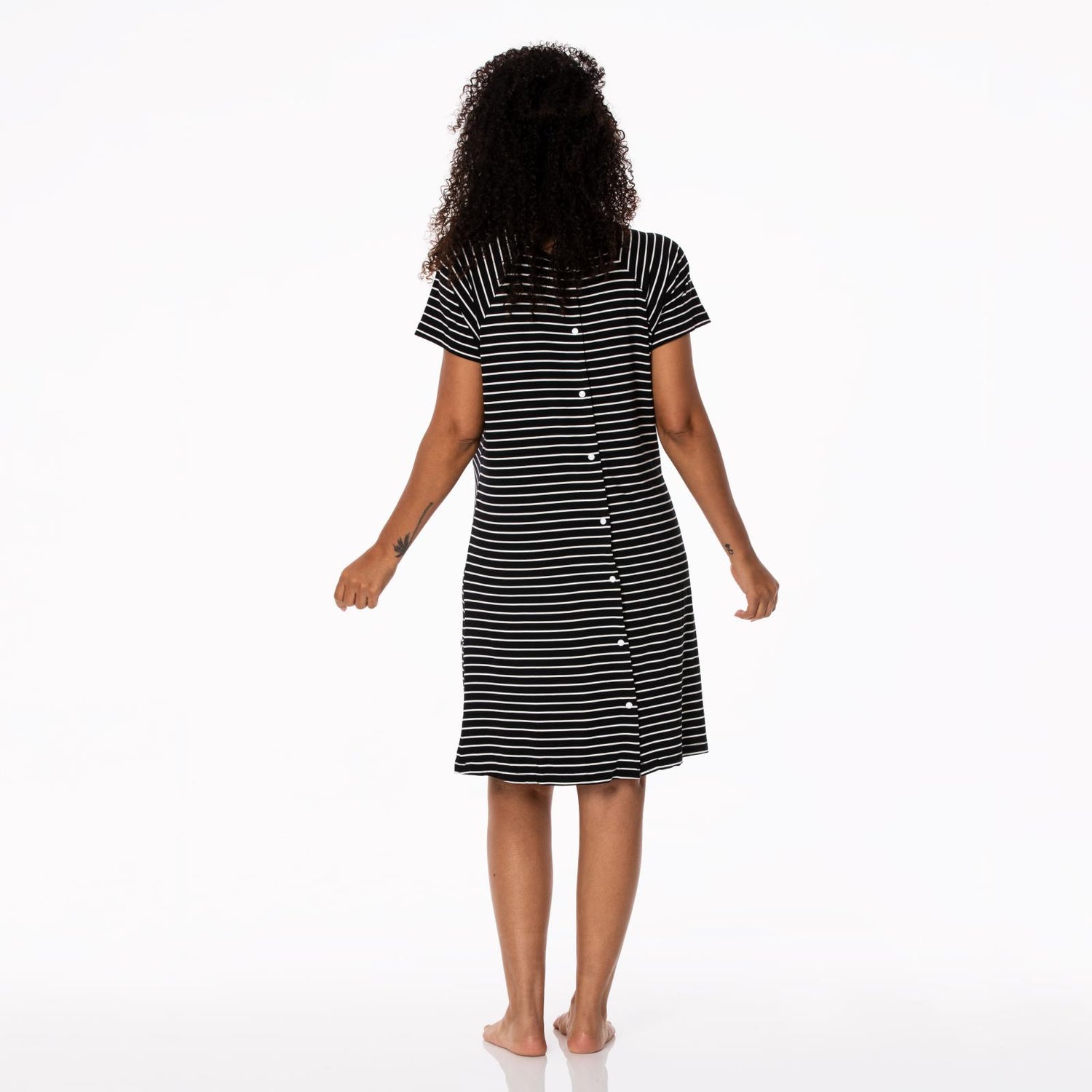 Women's Print Hospital Gown in 90's Stripe (263477)