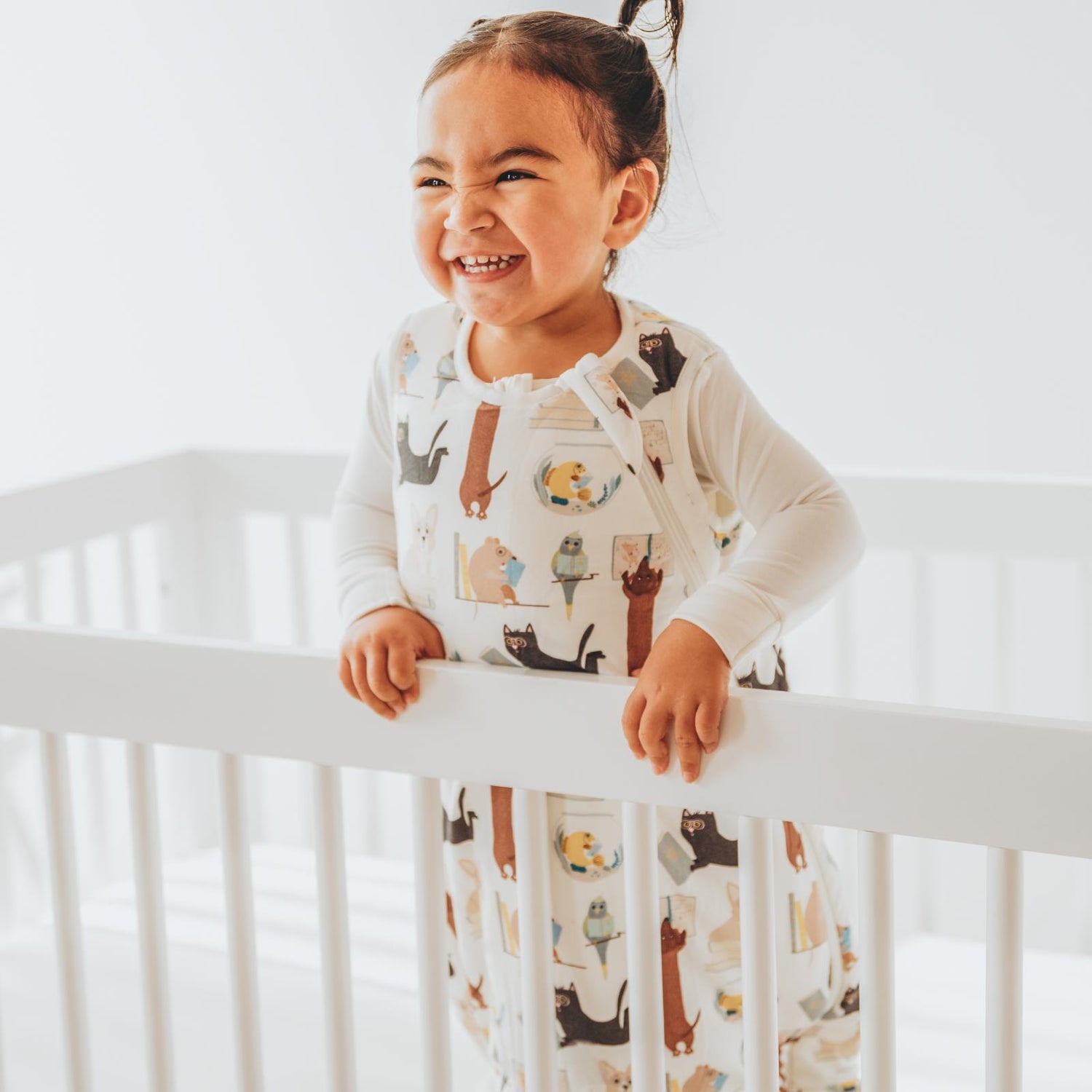 Print Fluffle Sleep Bag in Natural Books & Pets (359309)