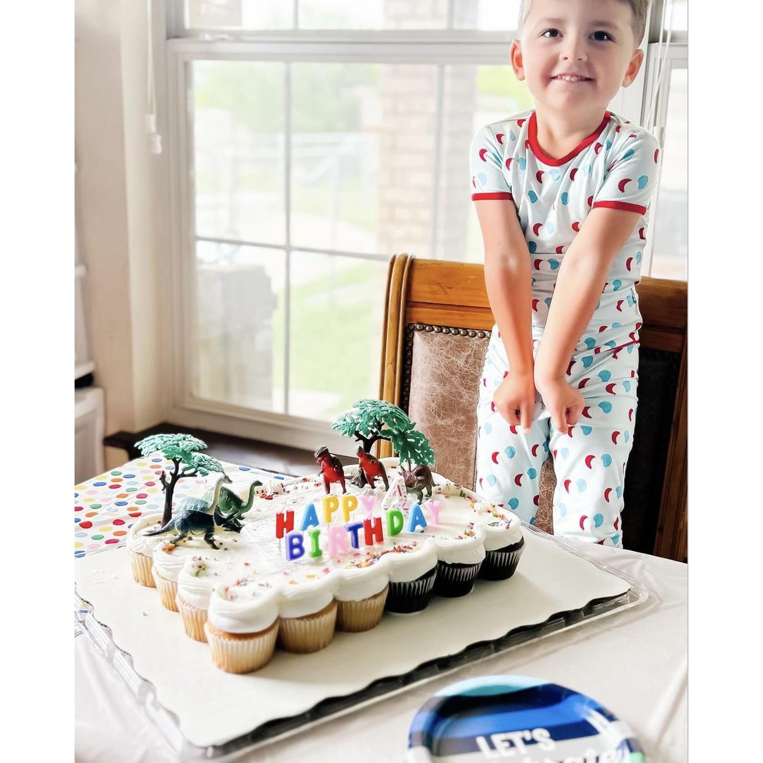 Print Short Sleeve Pajama Set in Spring Sky Birthday