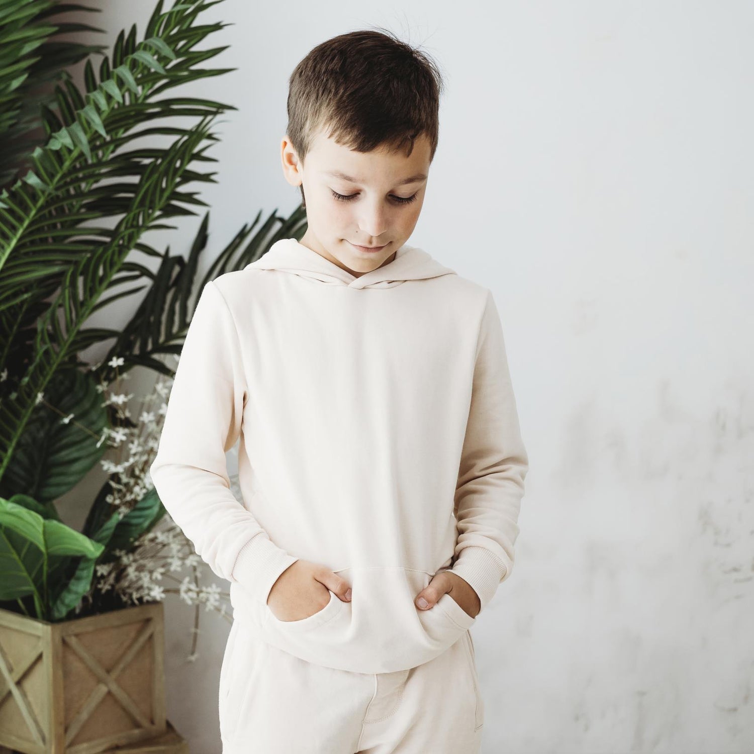 Fleece Kangaroo Pocket Pullover in Latte (356069)