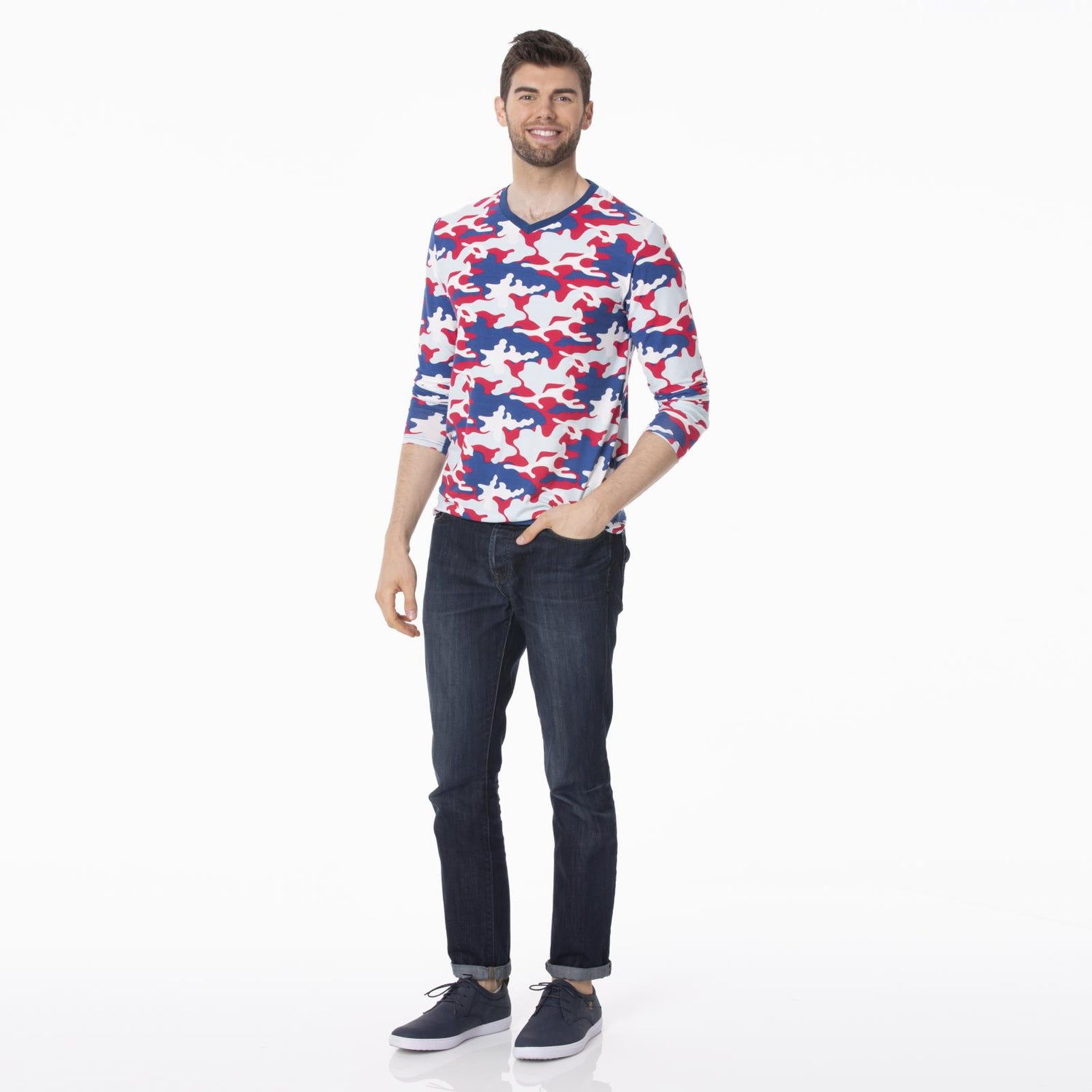 Men's Print Long Sleeve V-Neck Tee in Flag Red Military