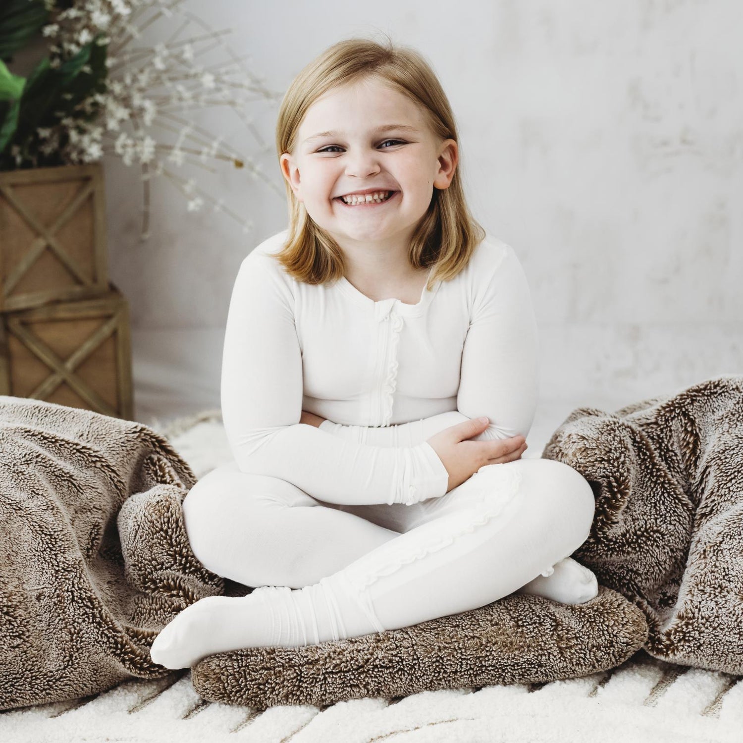 Muffin Ruffle Footie with 2 Way Zipper in Natural (356228)