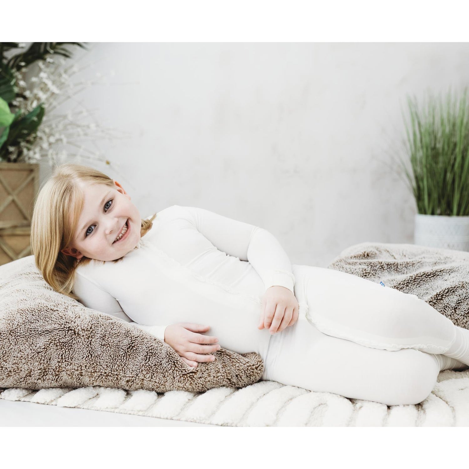 Muffin Ruffle Footie with 2 Way Zipper in Natural (356215)