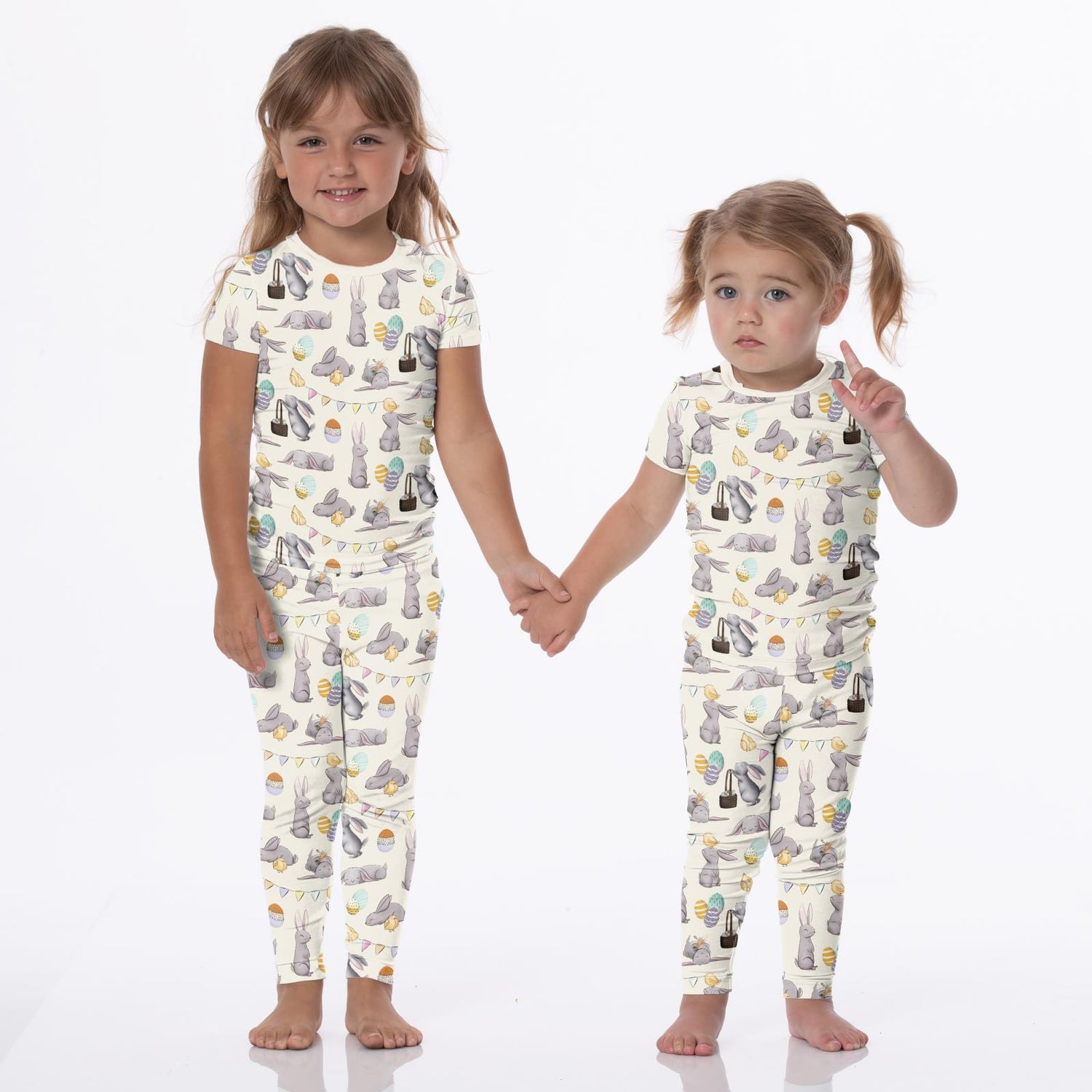 Print Short Sleeve Pajama Set in Natural Egg Hunt (359815)