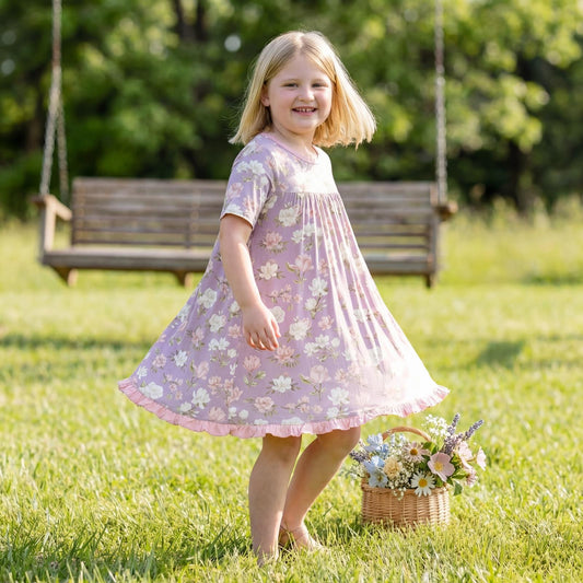 Print Short Sleeve Swing Dress in Sweet Pea Spring Floral (377134)