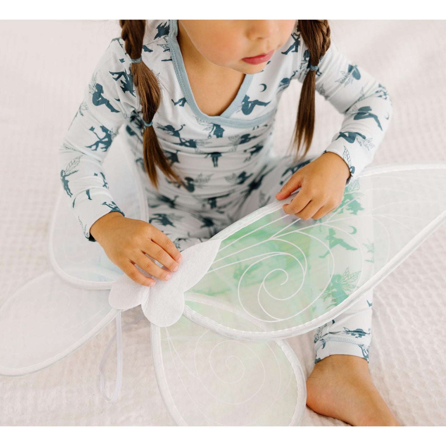 Print Long Sleeve Kimono Pajama Set in Illusion Blue Forest Fairies