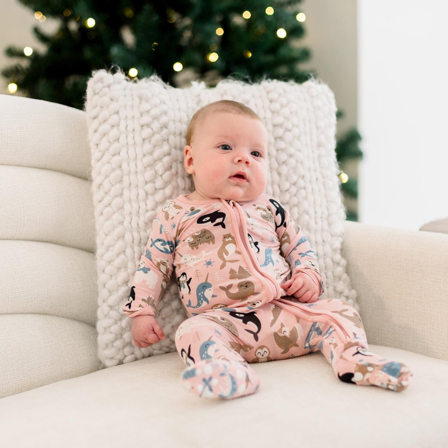 Print Footie with 2 Way Zipper in Baby Rose Arctic Animals (366346)