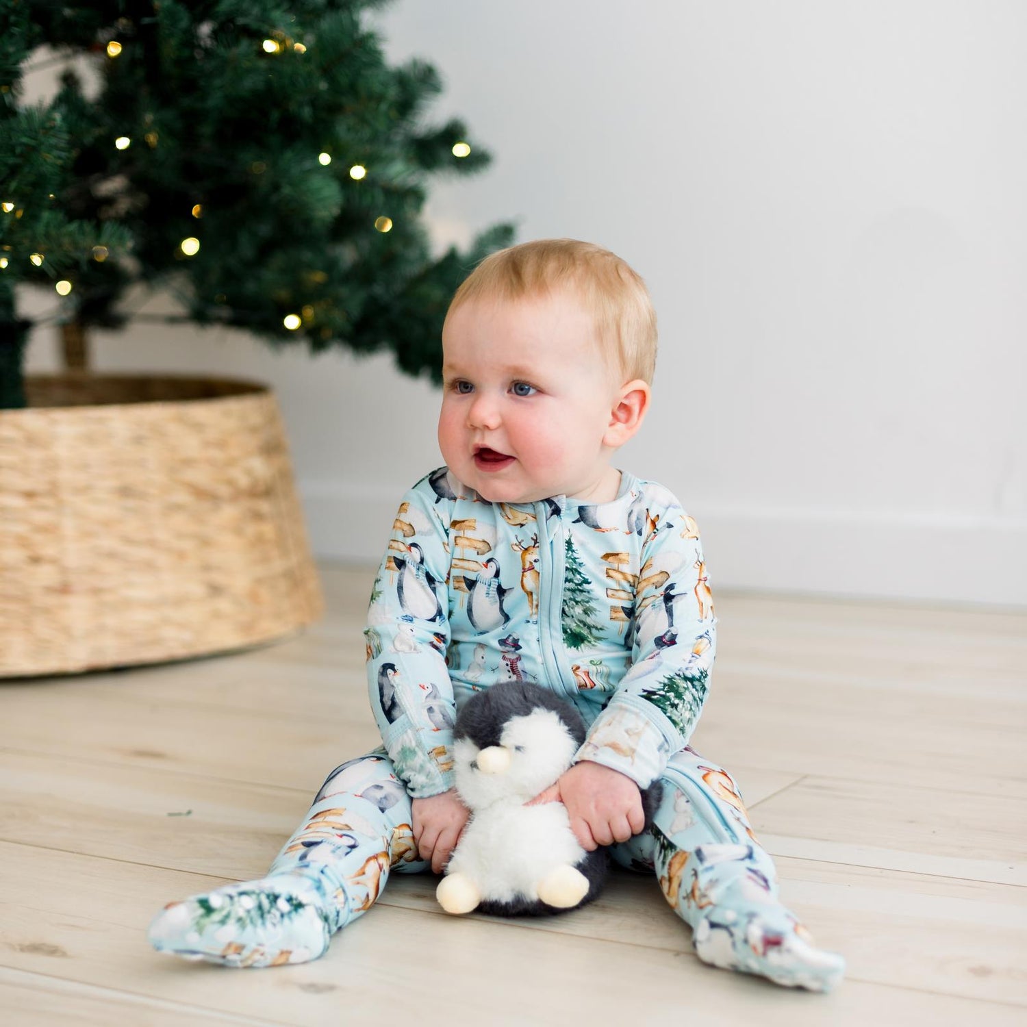 Print Footie with 2 Way Zipper in Spring Sky Winter Woodland (366381)