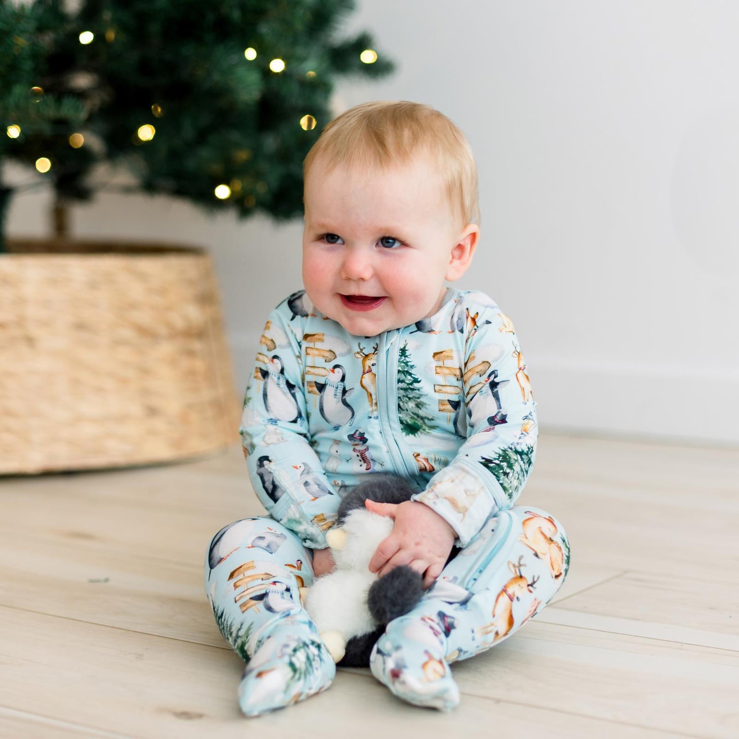 Print Footie with 2 Way Zipper in Spring Sky Winter Woodland (366430)