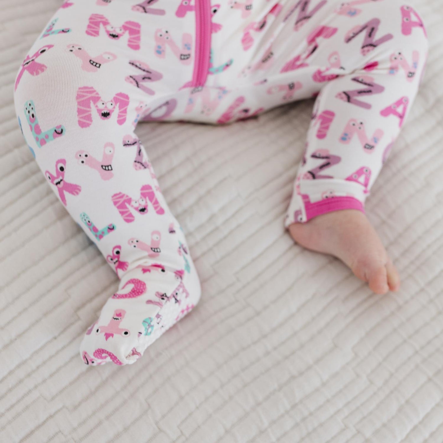 Print Convertible Sleeper with Zipper in Natural ABC Monsters