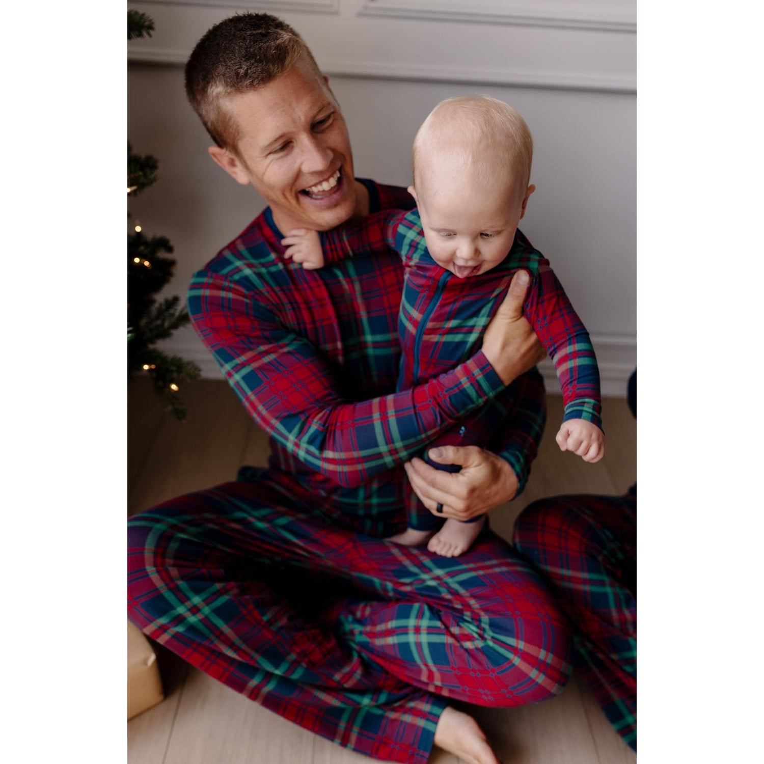 Men's Print Pajama Pants in Peacock Plaid