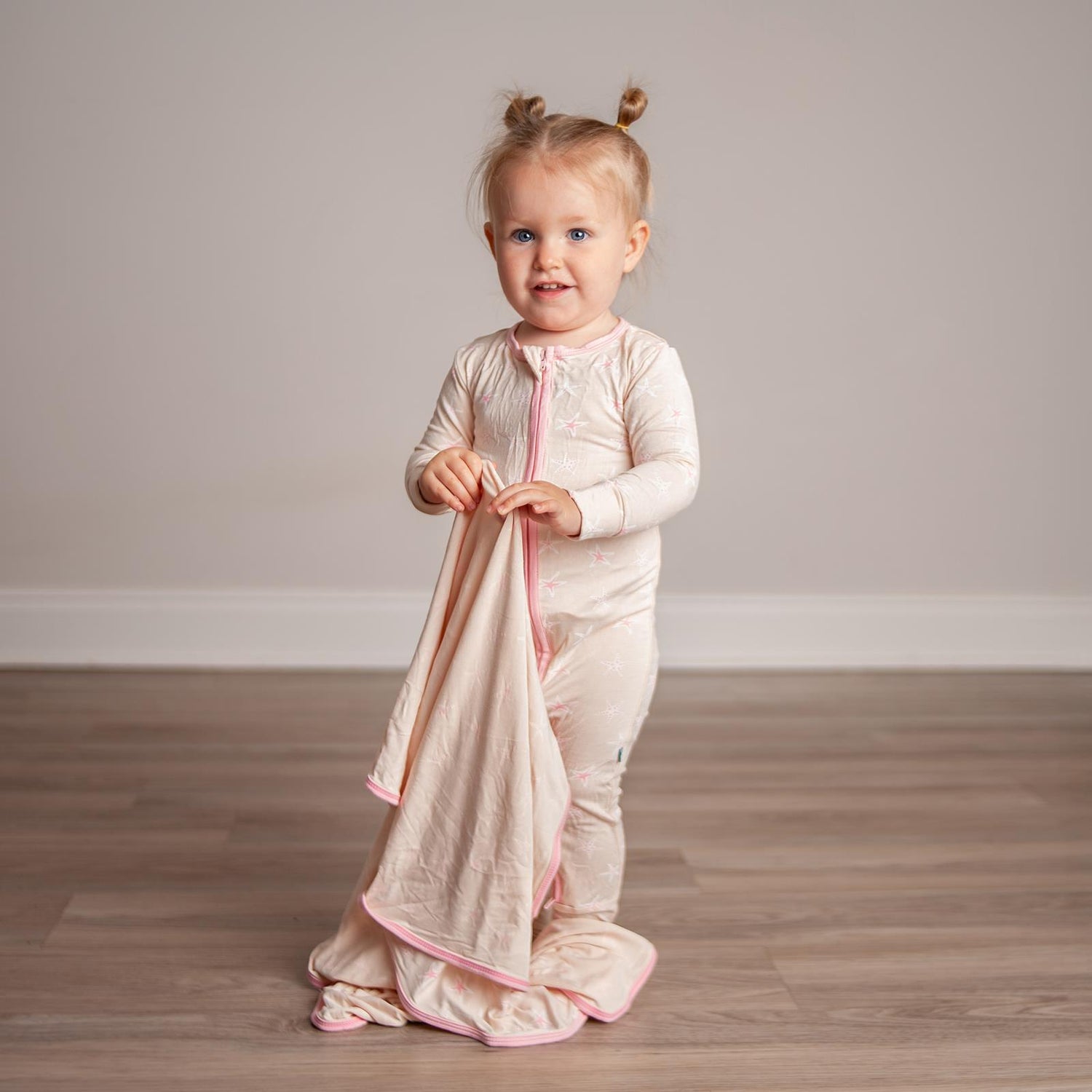 Print Footie with 2 Way Zipper in Latte Starfish (362296)