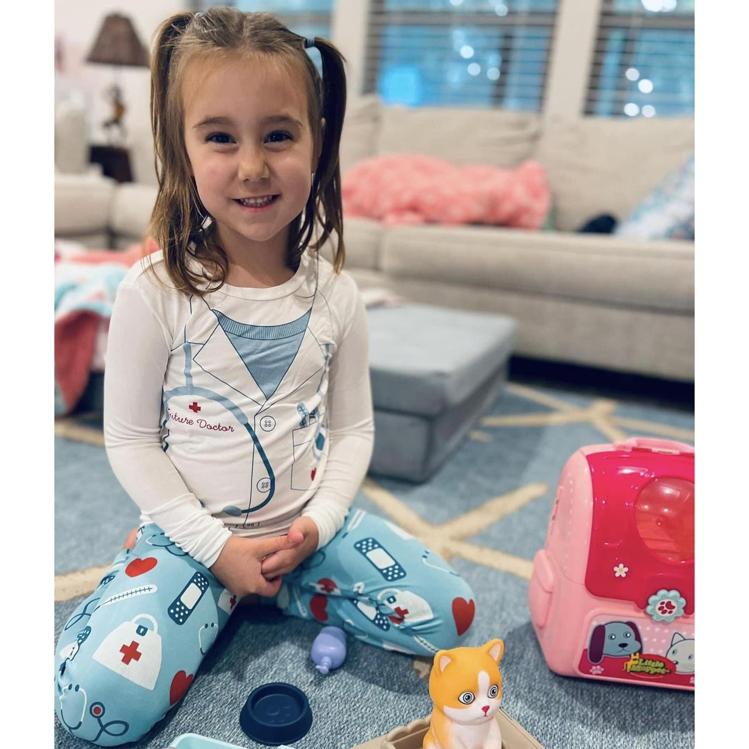 Long Sleeve Graphic Tee Pajama Set in Glacier Medicine (338510)