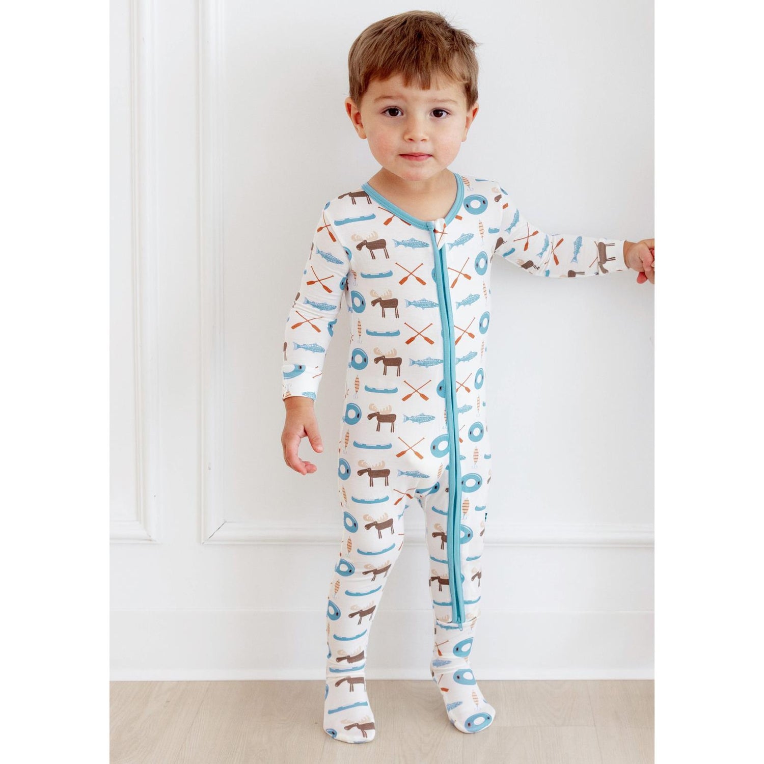 Print Footie with 2 Way Zipper in Natural Lake Life (359995)