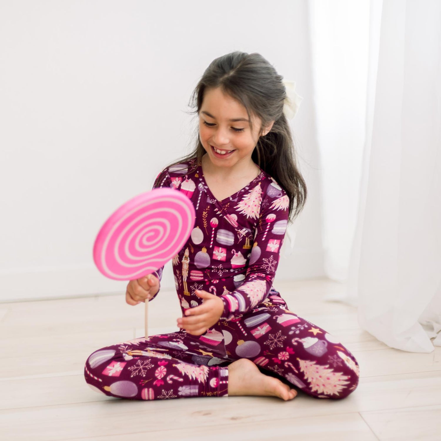 Print Long Sleeve Kimono Pajama Set in Melody Sugar Plum (371575)