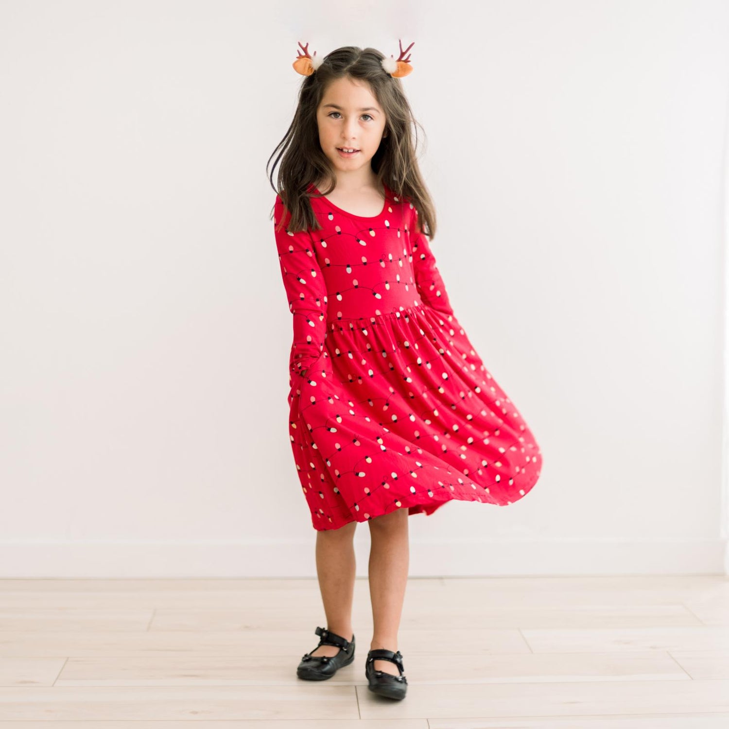 Print Long Sleeve Twirl Dress with Pockets in Crimson Holiday Lights (371596)