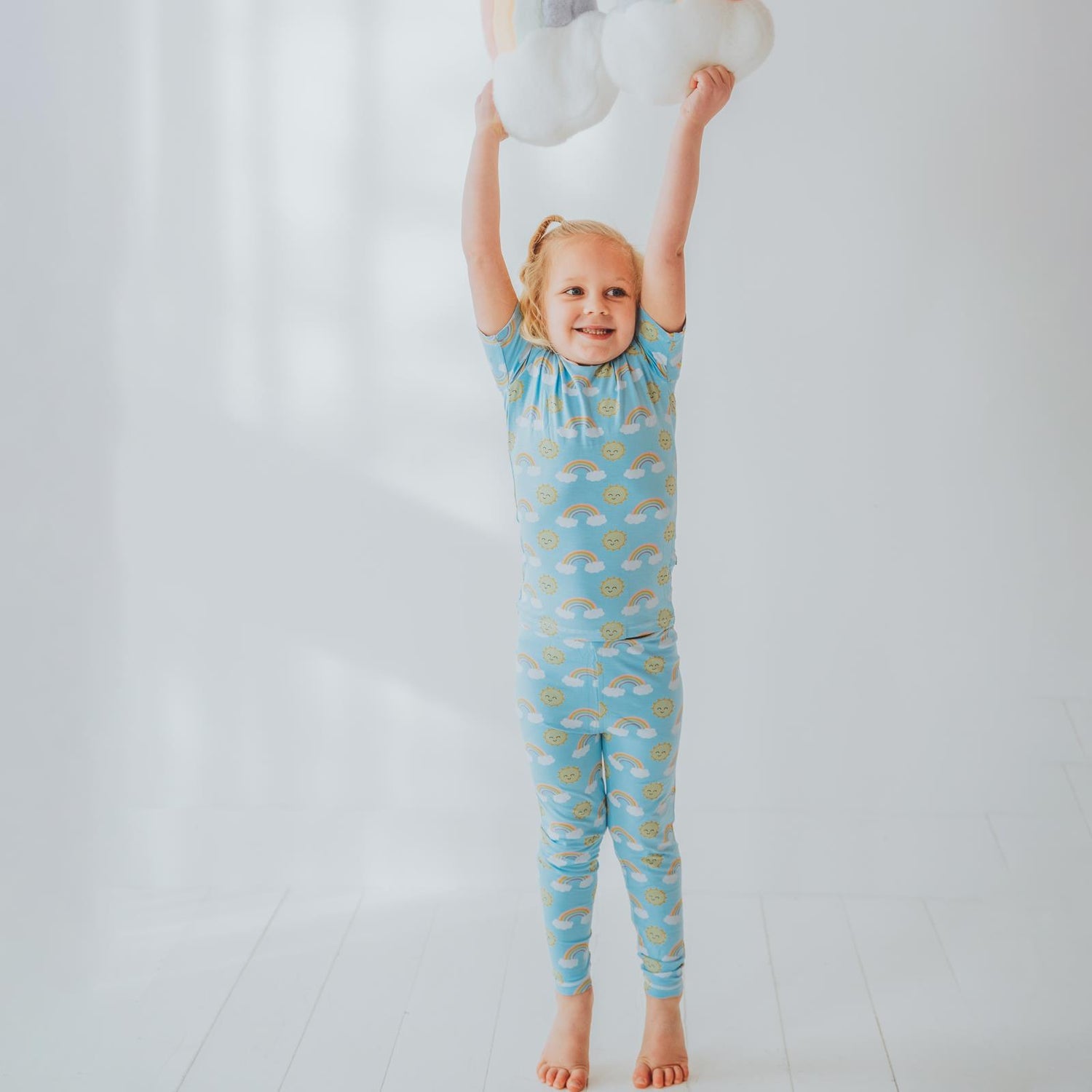 Print Short Sleeve Pajama Set in Sunshine and Rainbows (313893)