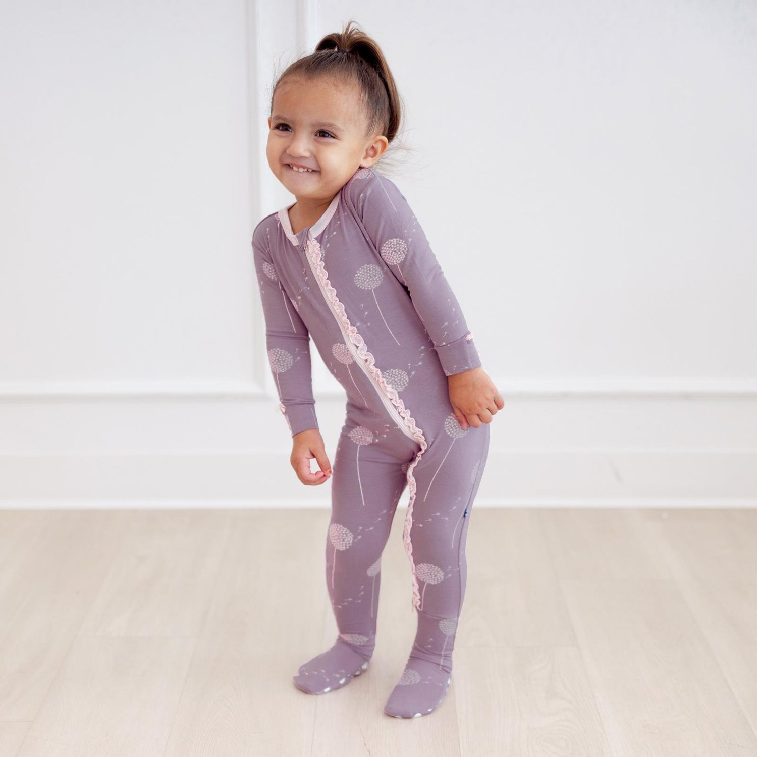 Print Muffin Ruffle Footie with 2 Way Zipper in Lavender Dandelion Wish (321248)