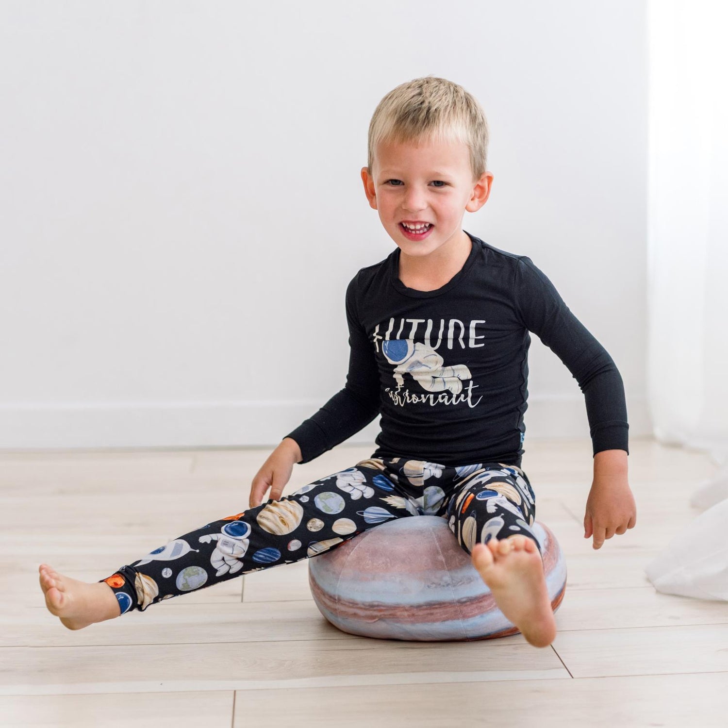 Long Sleeve Graphic Tee Pajama Set in Midnight Space Dream (373364)