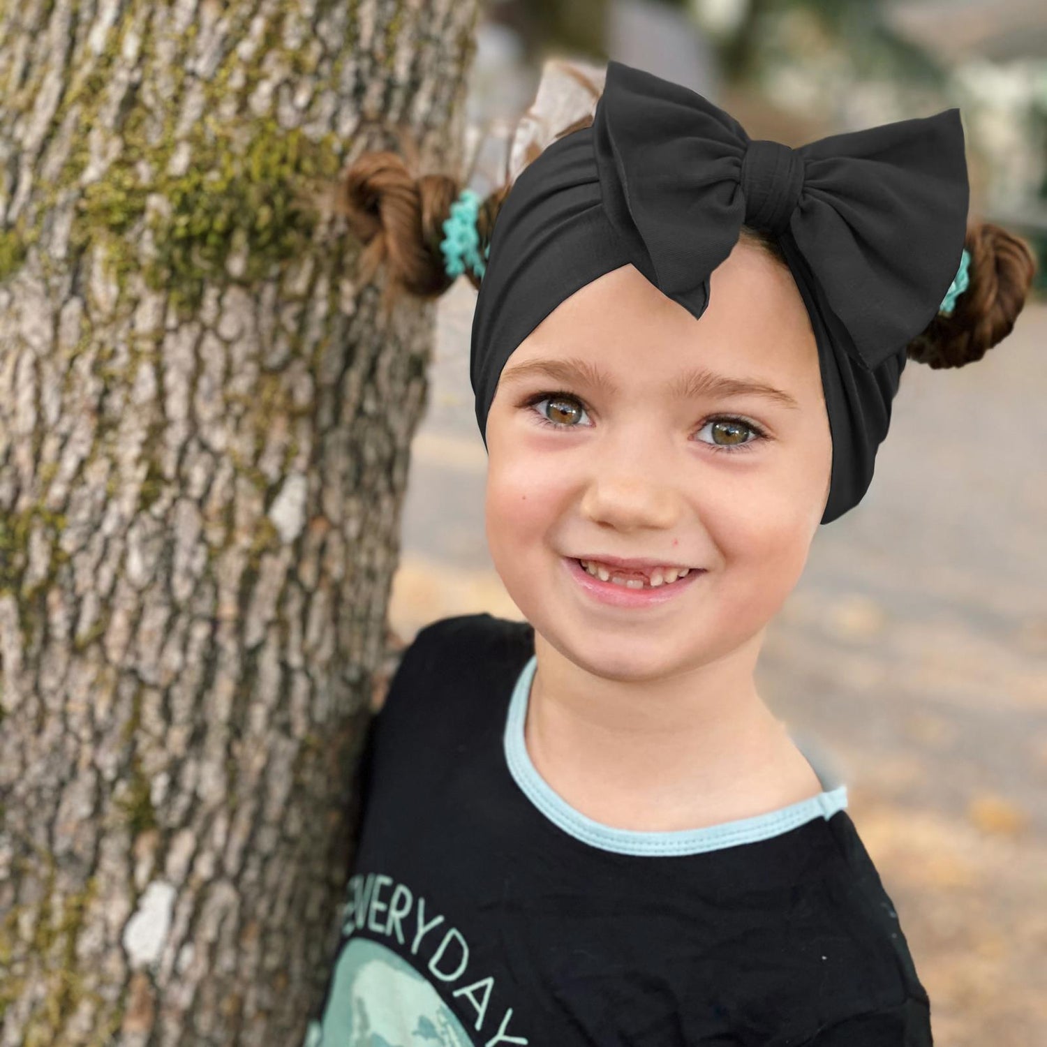 Luxe Mini Wrap with Bow in Midnight (242981)