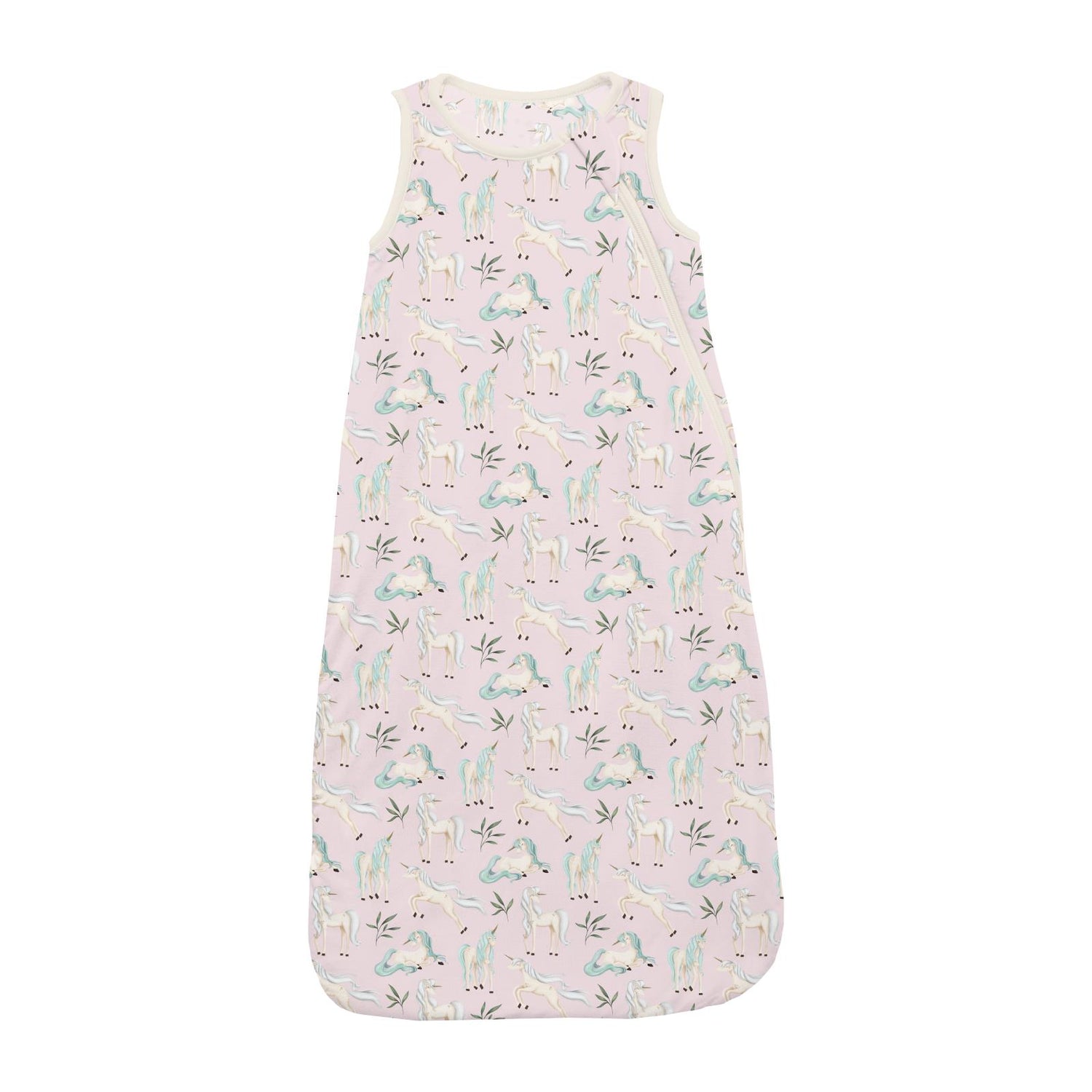 Print Fluffle Sleep Bag in Shrinking Violet Sleeping Unicorns (322248)