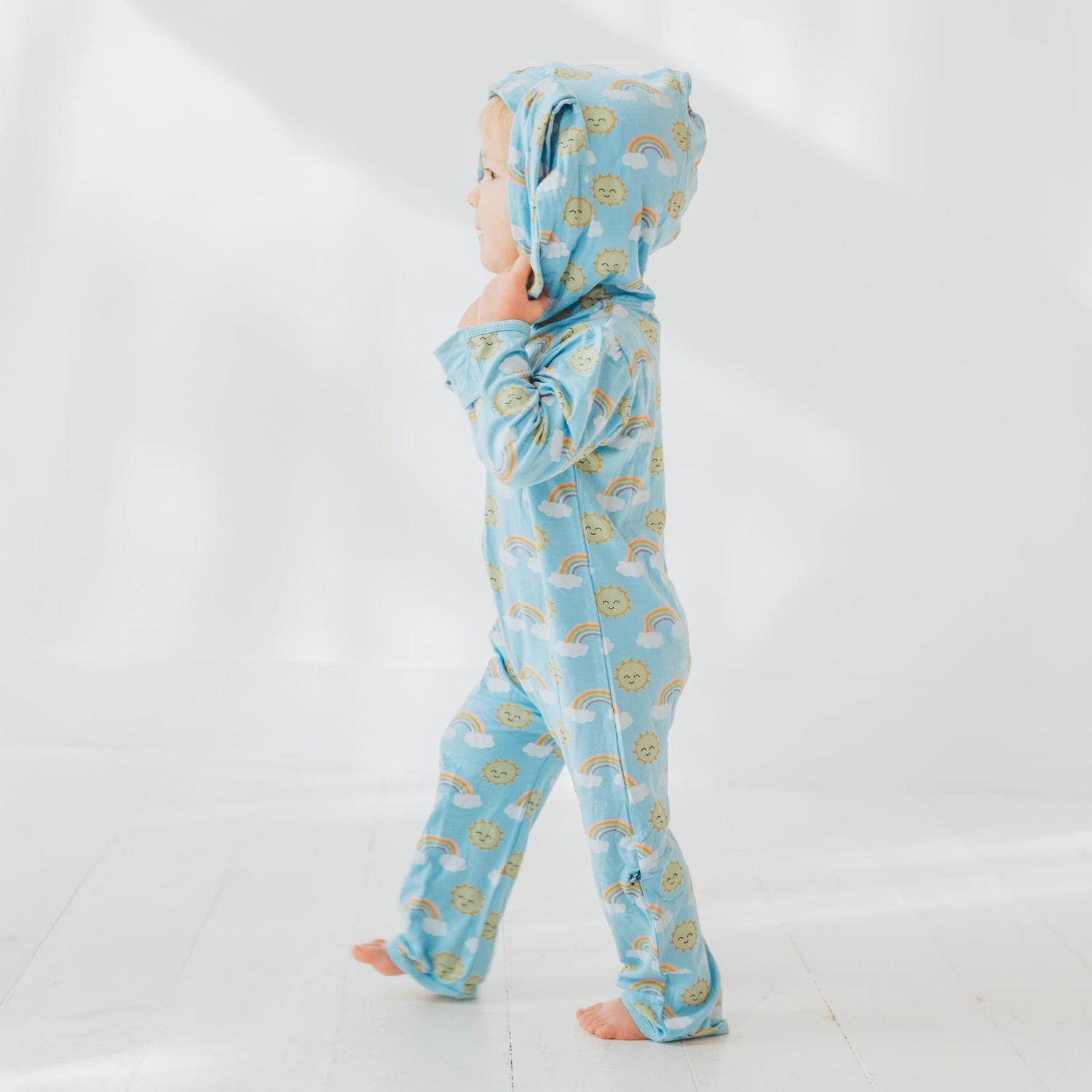 Print Bunny Romper in Sunshine and Rainbows (317732)