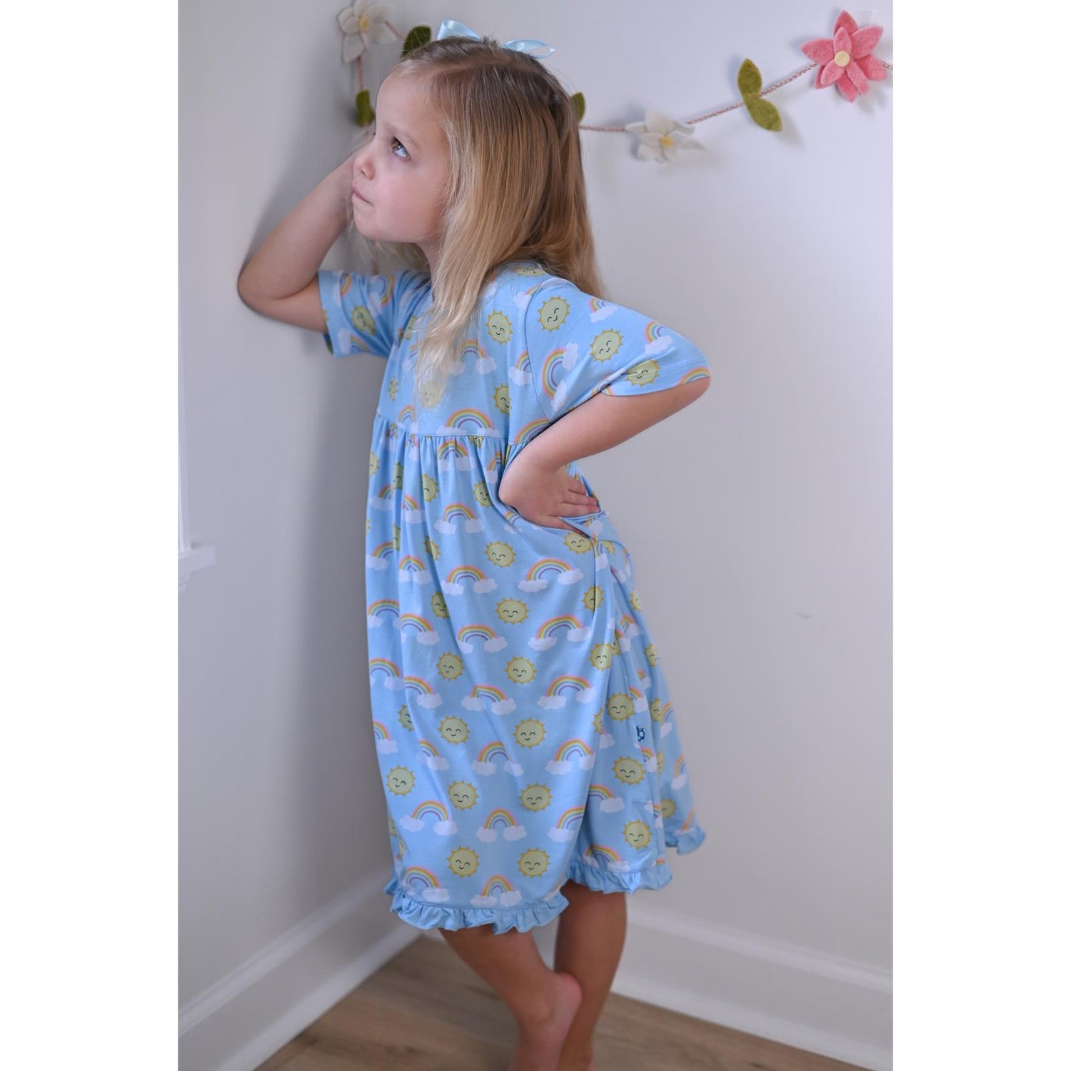 Print Short Sleeve Swing Dress in Sunshine and Rainbows (359524)