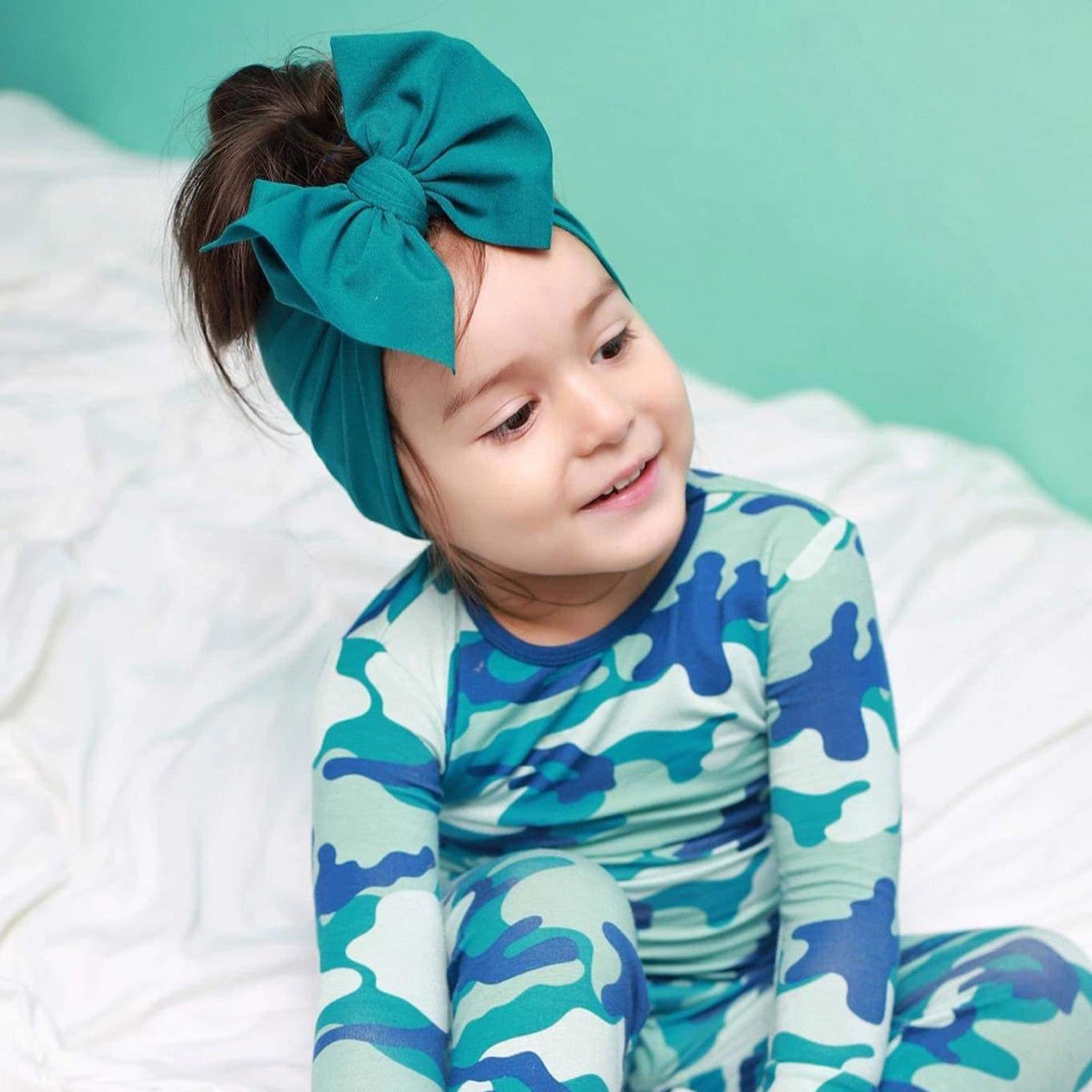 Luxe Head Wrap with Bow in Oasis (359850)