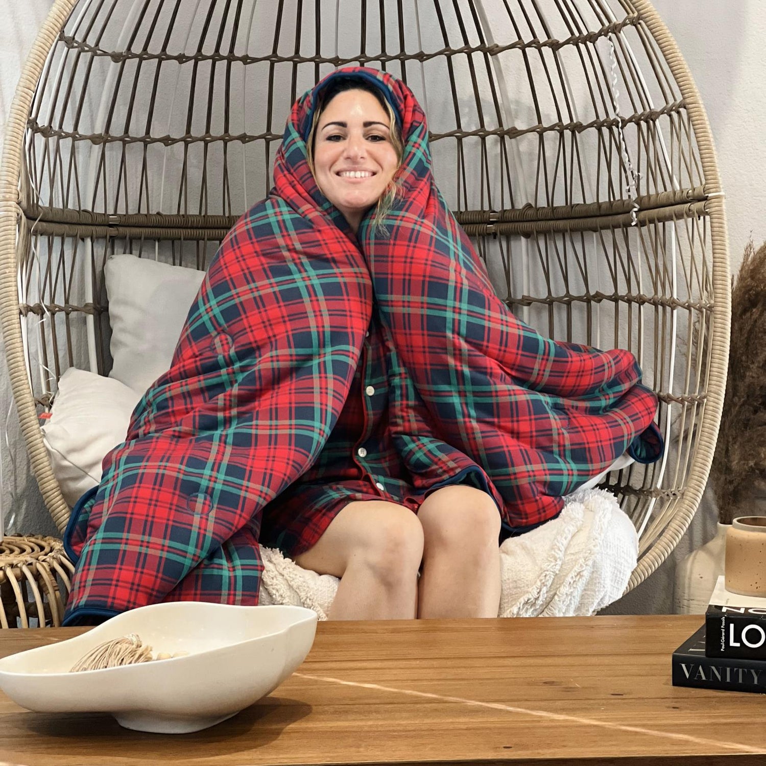 Print Fluffle Throw Blanket with Embroidery in Peacock Plaid (355946)