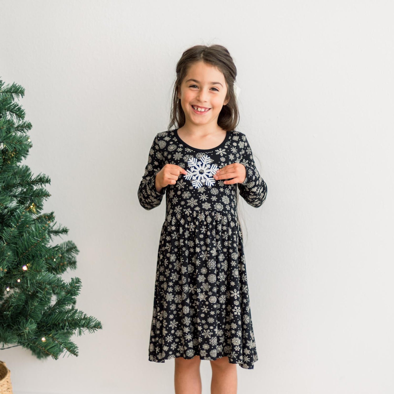 Print Long Sleeve Twirl Dress with Pockets in Chalkboard Snowflakes (370848)