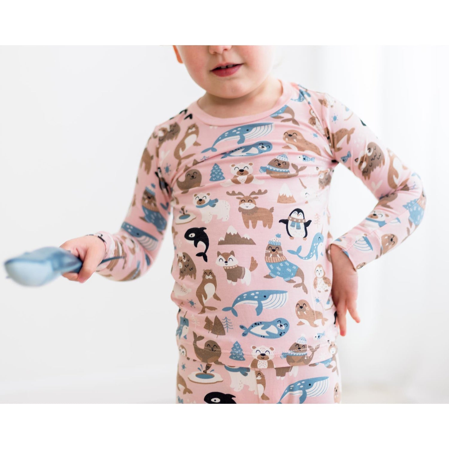Print Long Sleeve Pajama Set in Baby Rose Arctic Animals (370882)