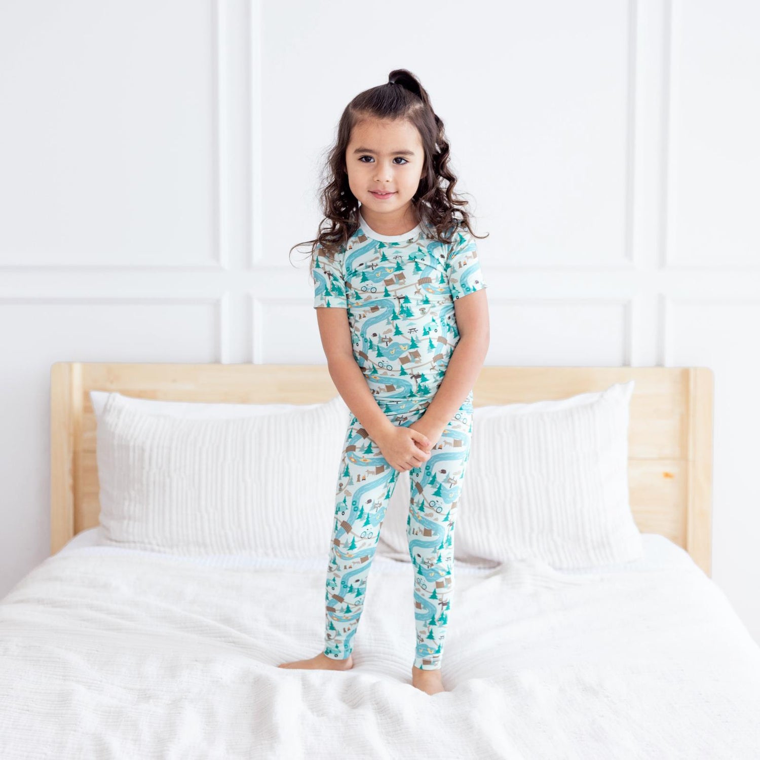 Print Short Sleeve Pajama Set in Fresh Air Campground Map (321387)