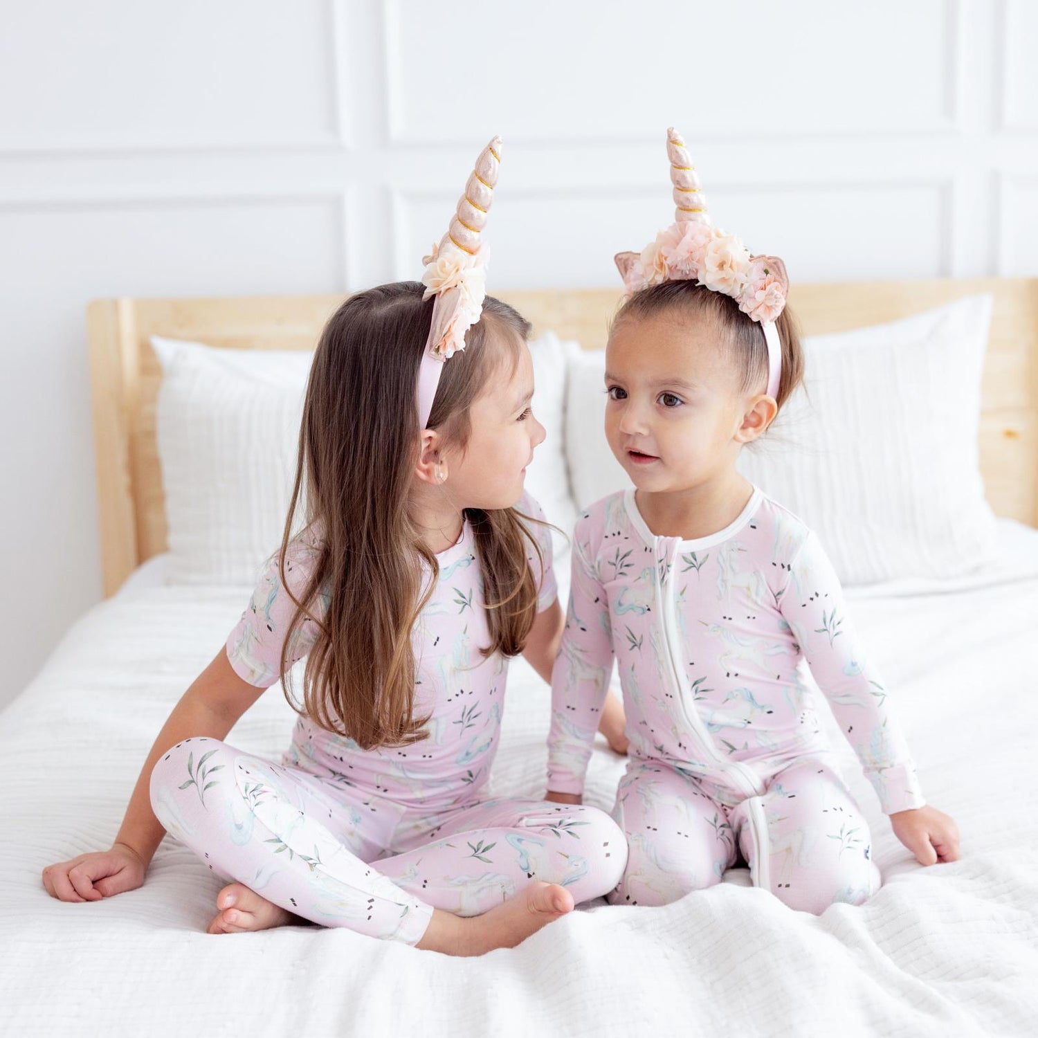Print Footie with 2 Way Zipper in Shrinking Violet Sleeping Unicorns (359919)