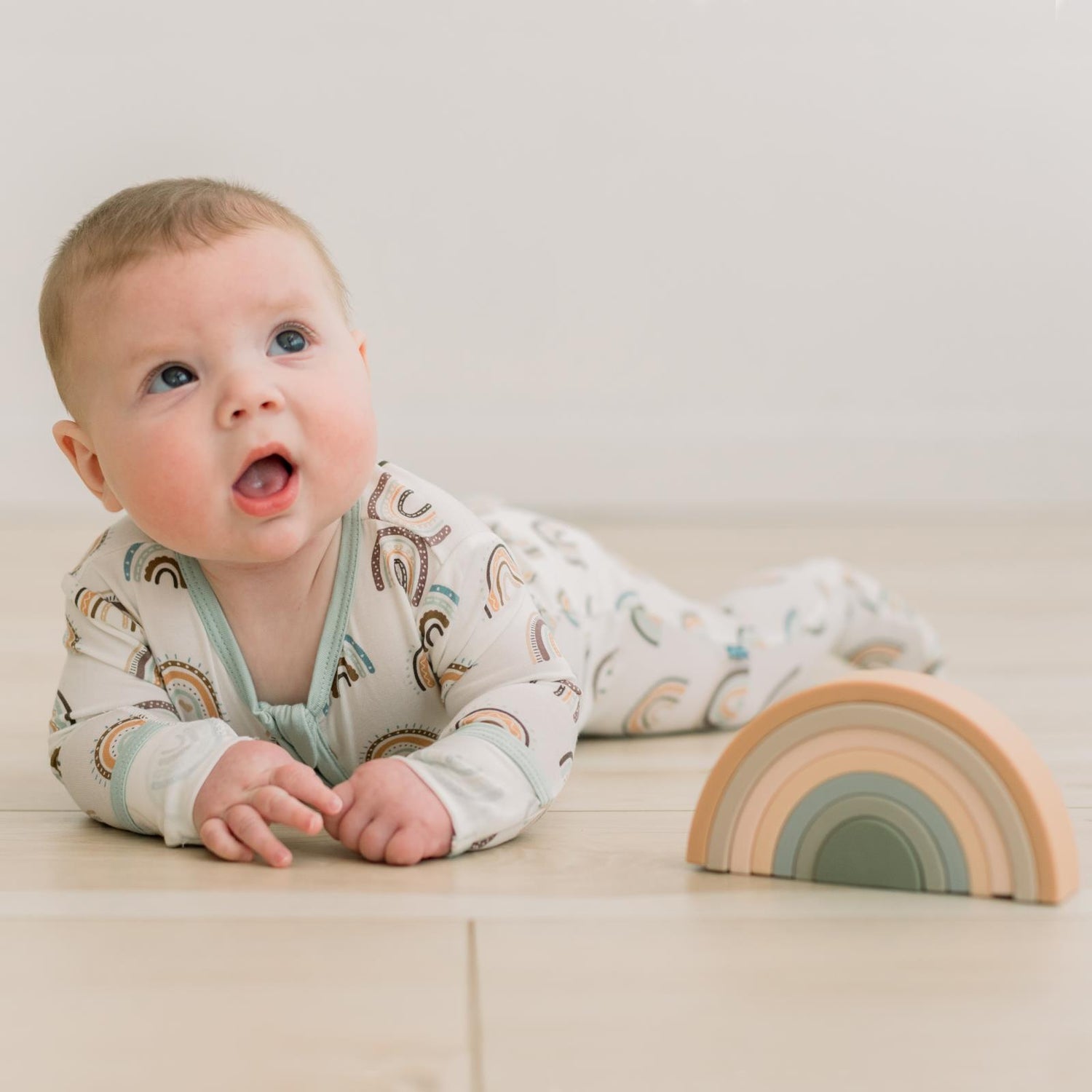 Print Footie with 2 Way Zipper in Earthy Rainbows (368646)