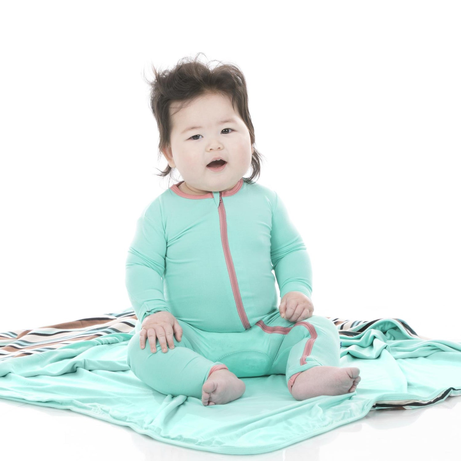 Applique Coverall with Zipper in Glass Teddy Bear