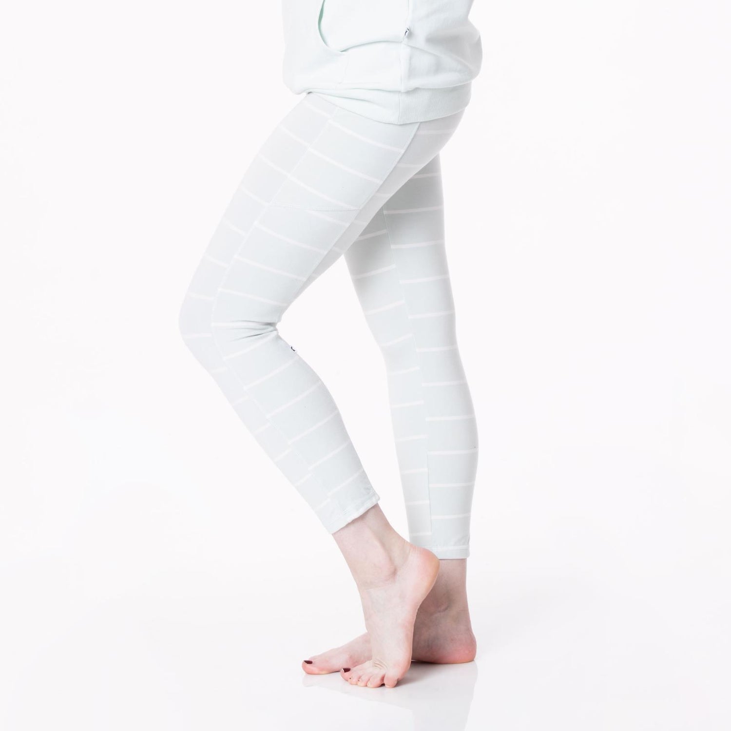 Women's Print Luxe Stretch 7/8 Leggings with Pockets in Fresh Air Road Trip Stripe