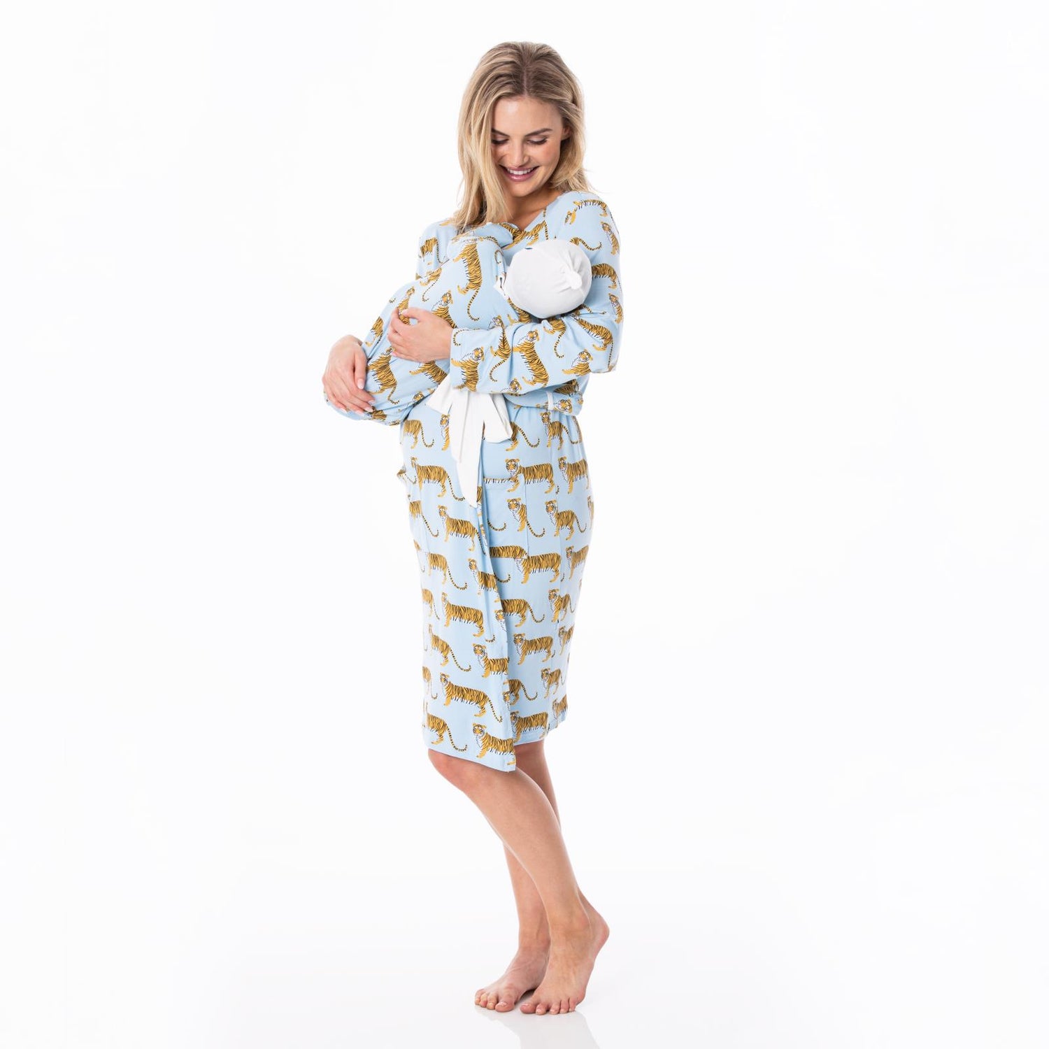 Women's Print Mid Length Lounge Robe & Layette Gown Set in Pond Tiger