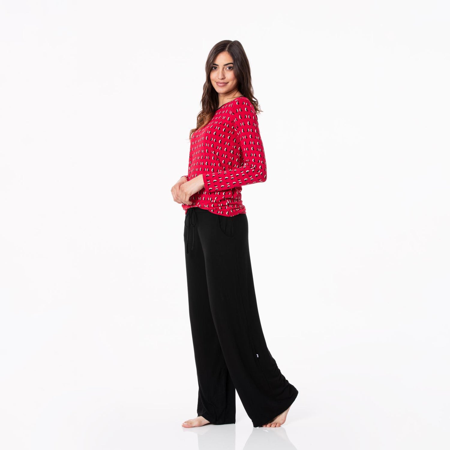 Women's Print Long Sleeve Loosey Goosey Tee in Crimson Penguins
