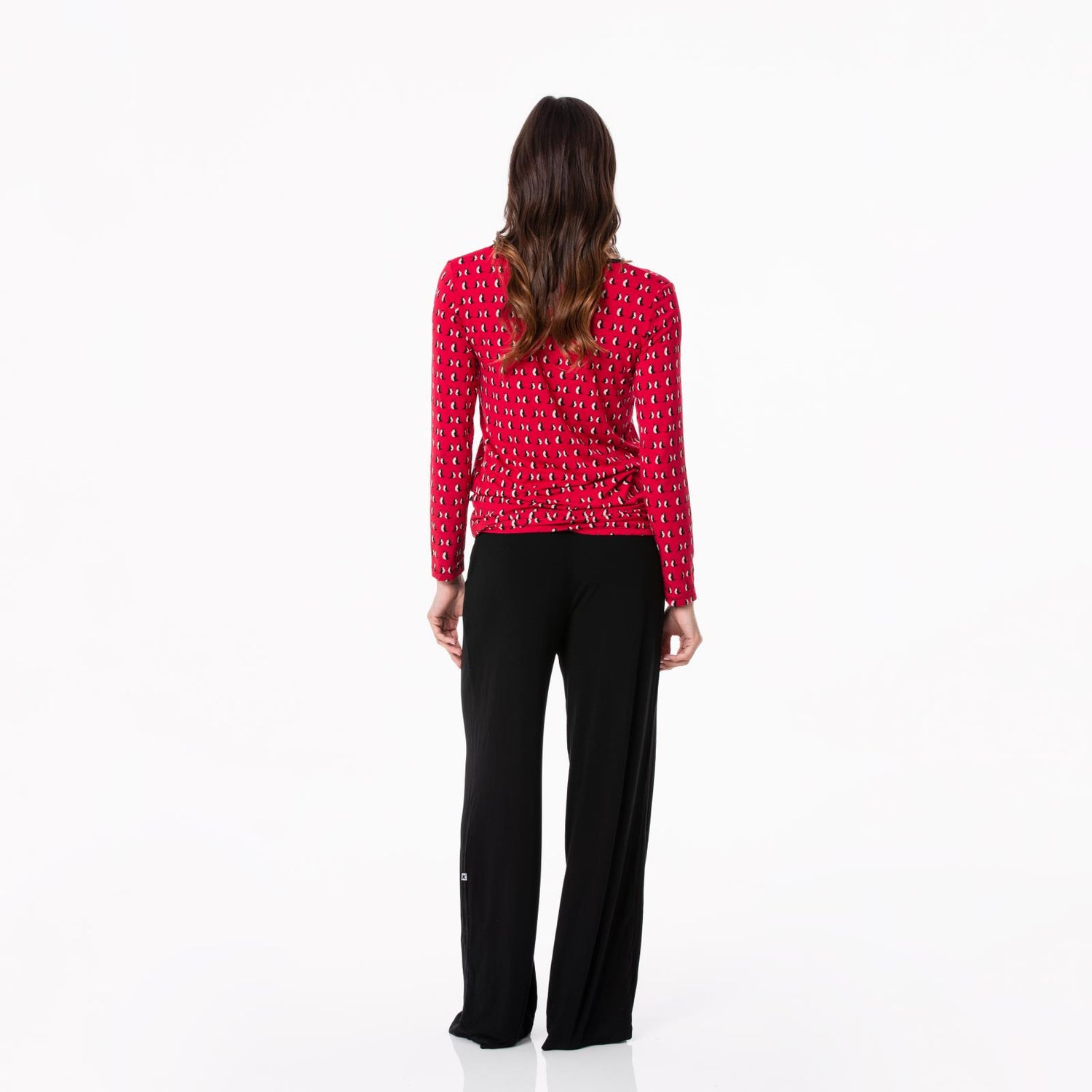 Women's Print Long Sleeve Loosey Goosey Tee in Crimson Penguins