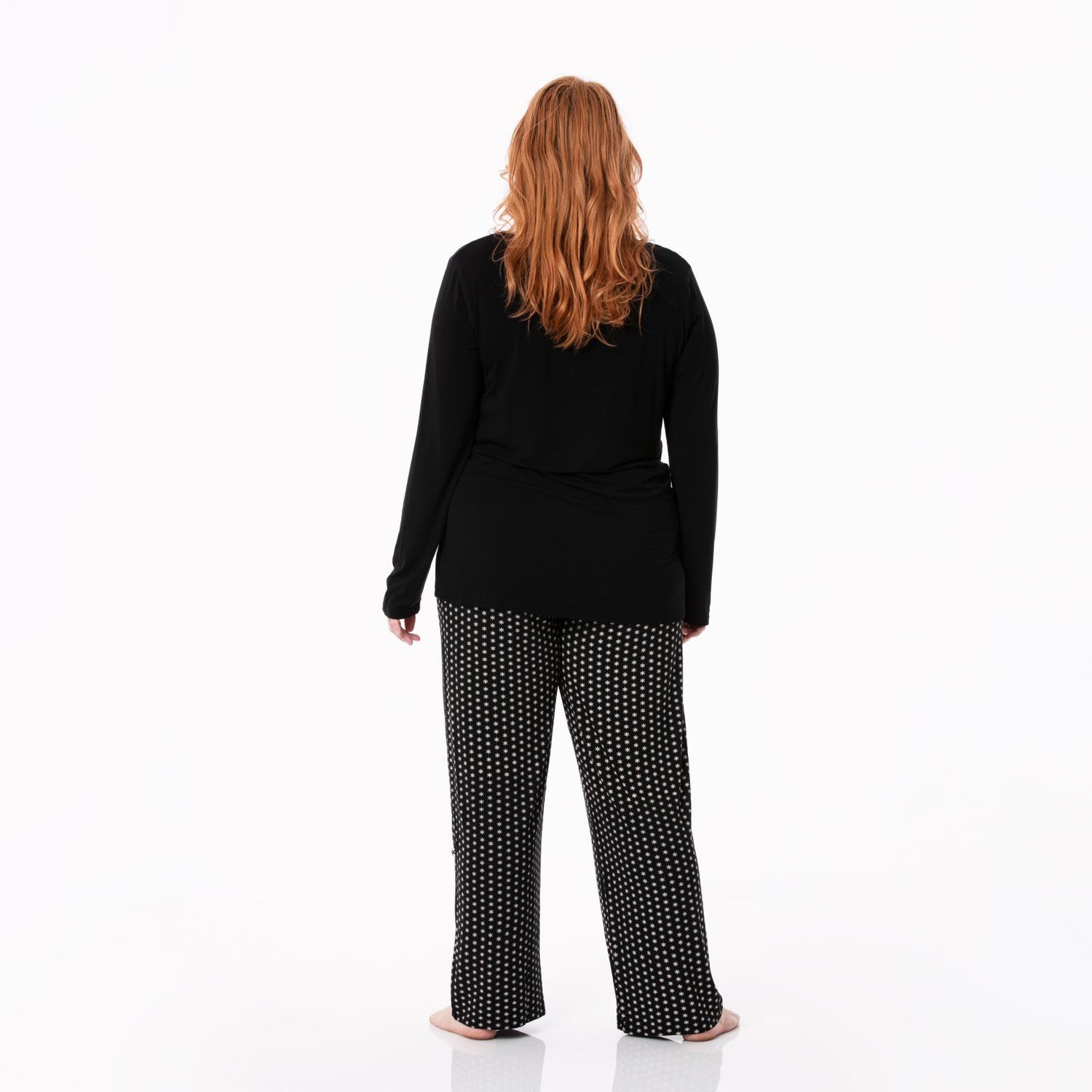 Women's Long Sleeve Loosey Goosey Tee & Pajama Pants Set in Midnight Tiny Snowflakes