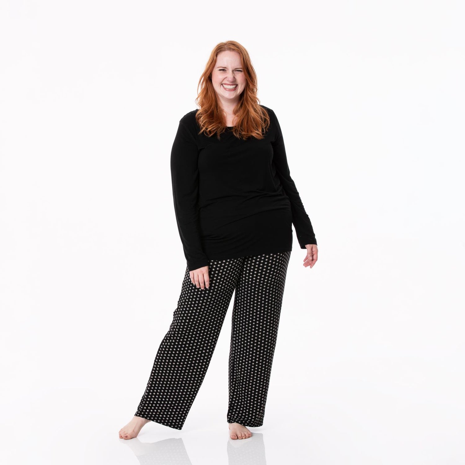 Women's Long Sleeve Loosey Goosey Tee & Pajama Pants Set in Midnight Tiny Snowflakes