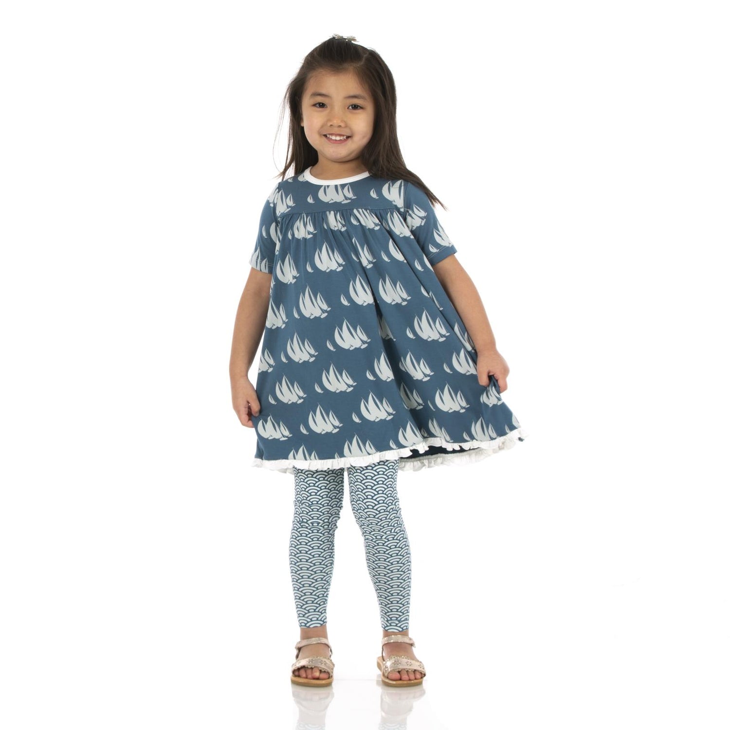 Print Classic Short Sleeve Swing Dress in Deep Sea Sailboat Race