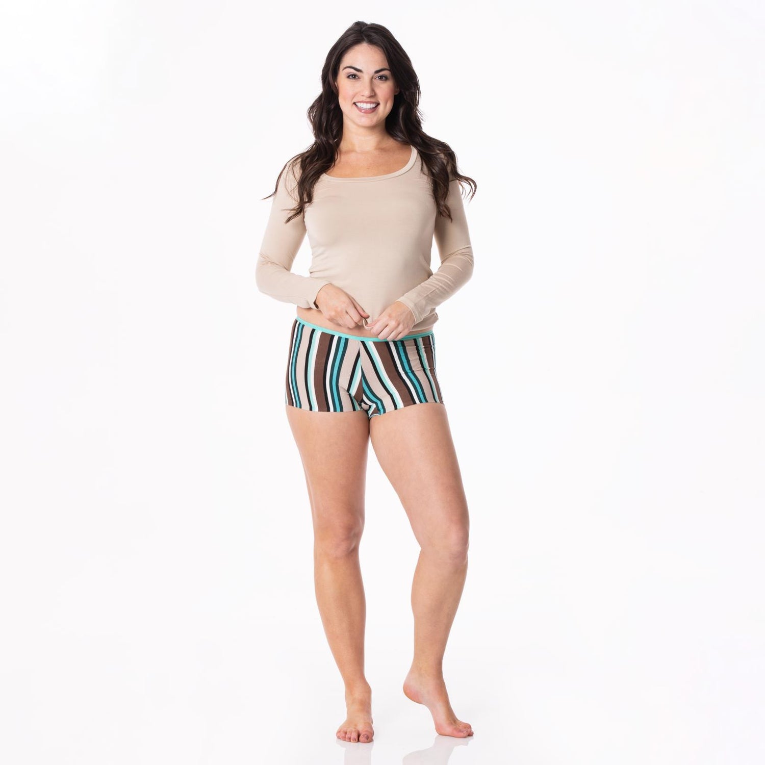 Women's Long Sleeve Scoop Neck Tee in Burlap