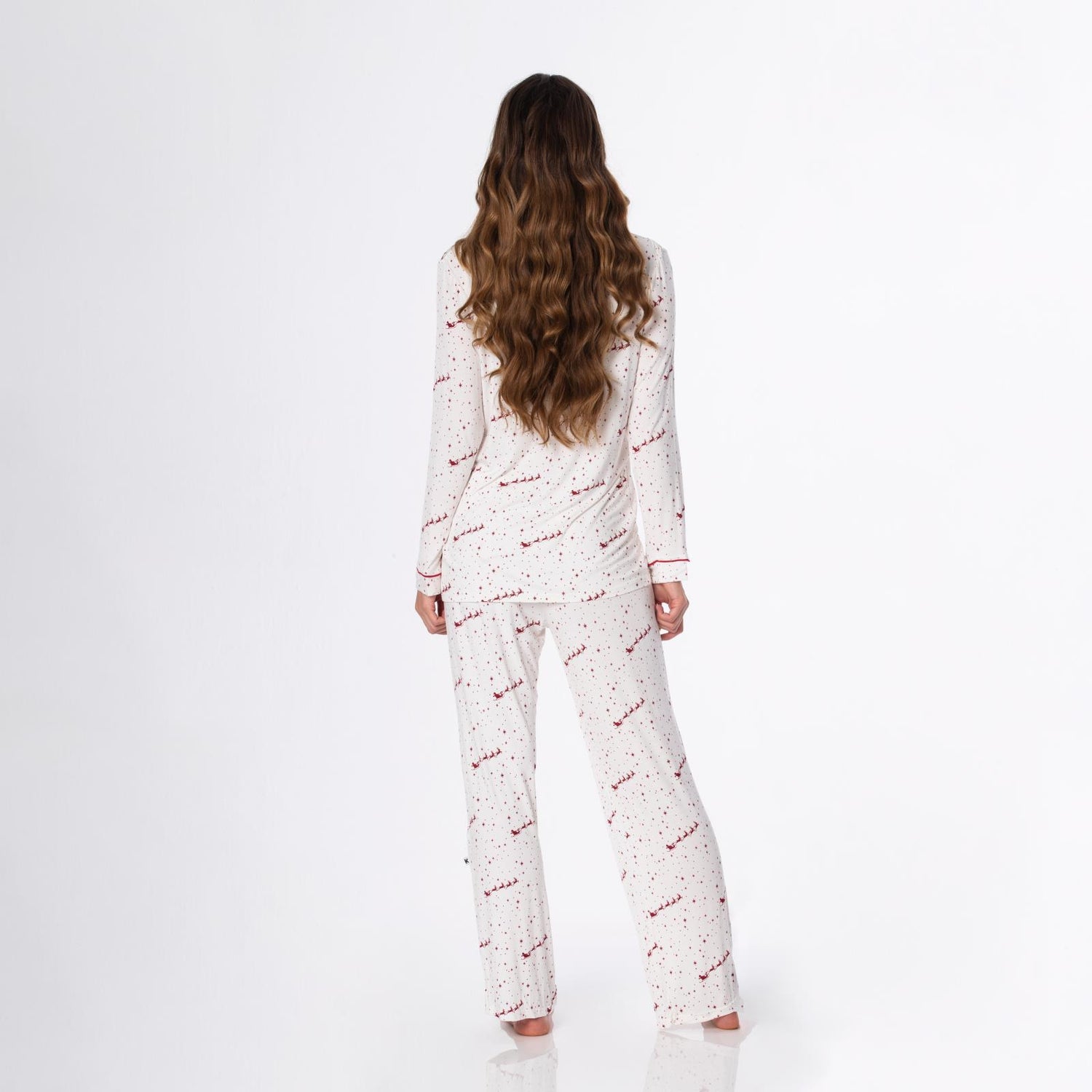 Women's Print Long Sleeve Collared Pajama Set in Natural Flying Santa